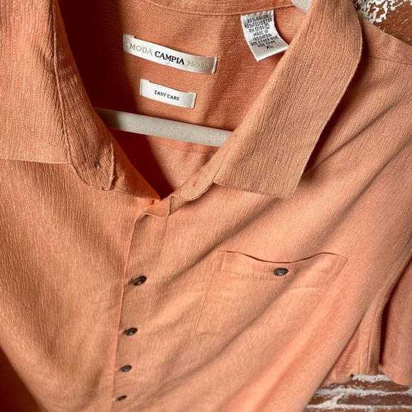 Men’s orange silky casual button down - Picture 4 of 7